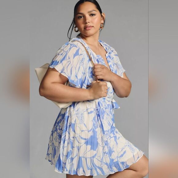 Anthropologie V-Neck Ruffle-Sleeve Pleated Dress In Blue Motif Size Small NWT - Picture 8 of 11